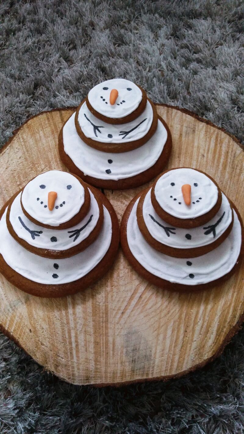 Bezlepkové perníčky - sněhuláčcí