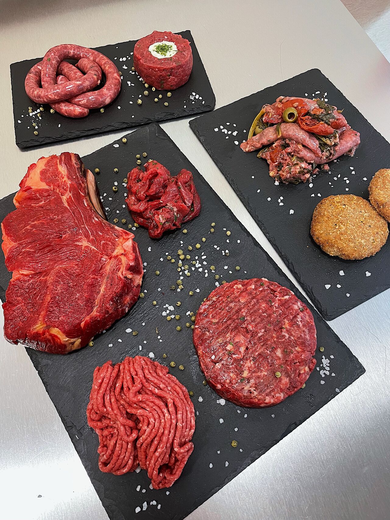 IL BANCO DI MACELLERIA EQUINA BIANCHI