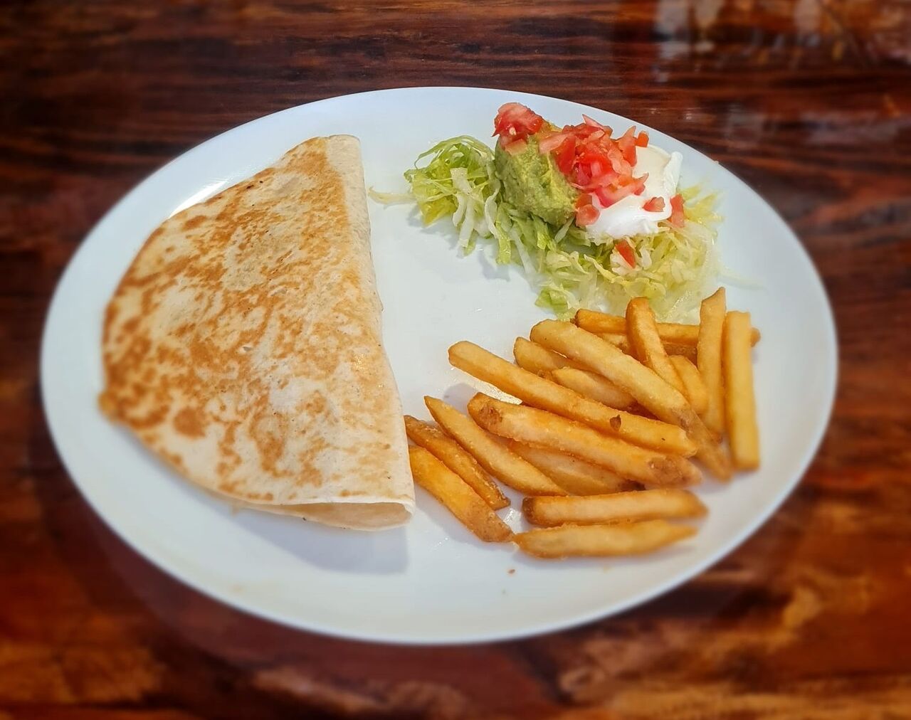 GRANDE CHICKEN QUESADILLA FILLED