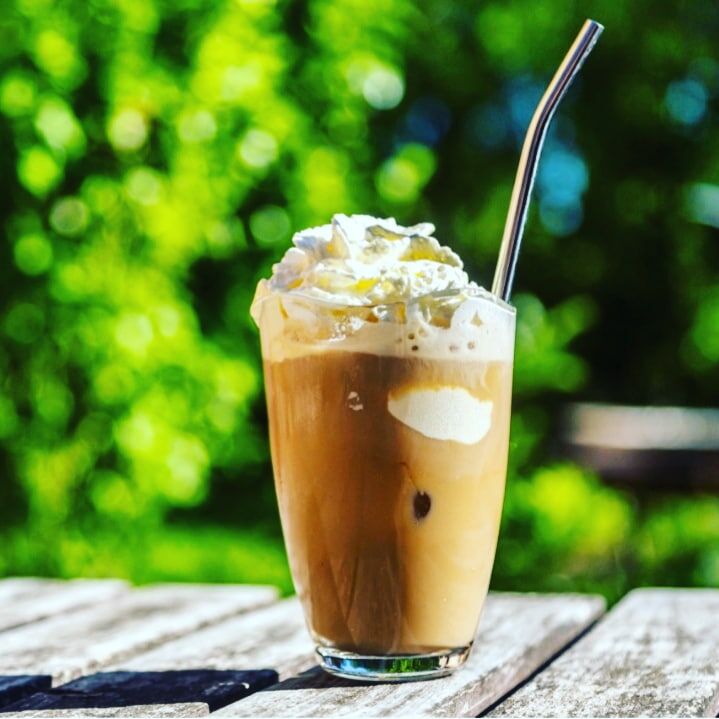 KAWA MROŻONA Z LODAMI