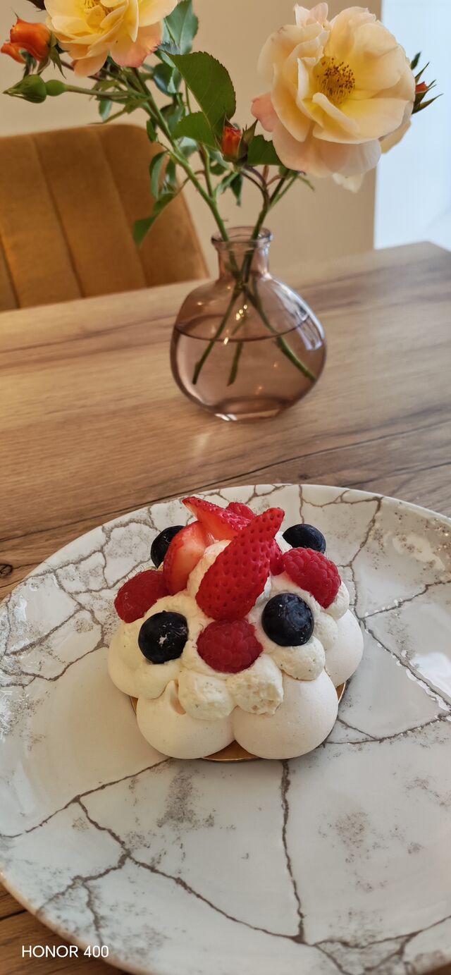 La pavlova aux fruits rouges 