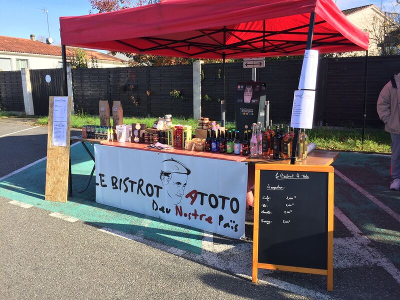 La boutique du Bistrot A Toto sur le marché de Pont Du Casse tous les mardi!