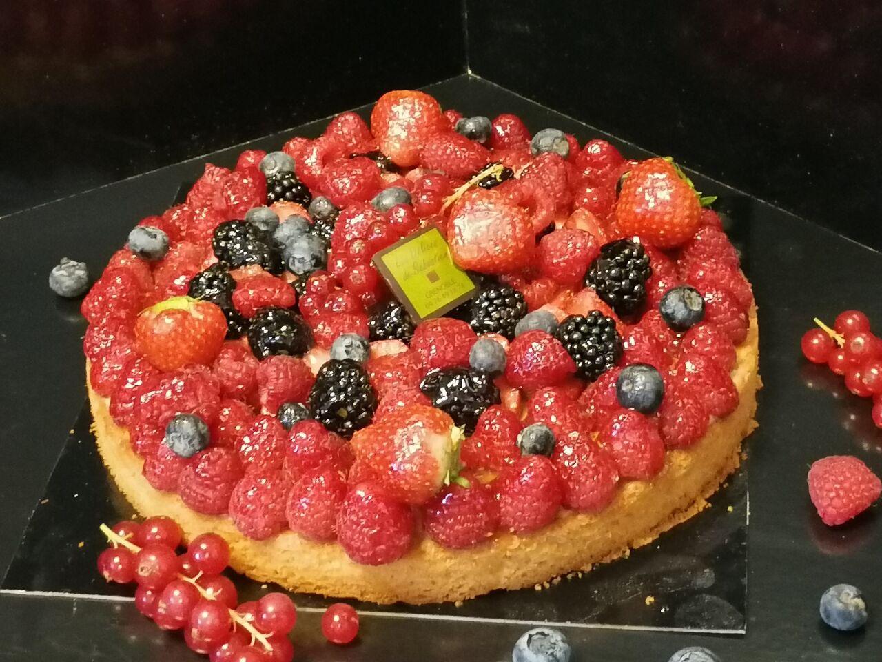 LA TARTE FRUITS ROUGE 