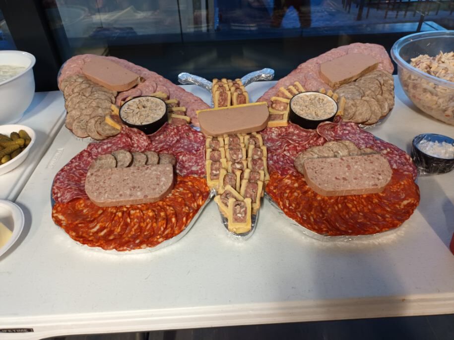 plateau buffet de charcuteries