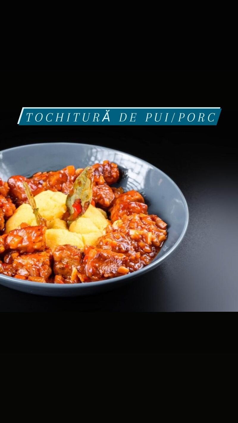 Tochitură de porc/pui cu mămăliguță 