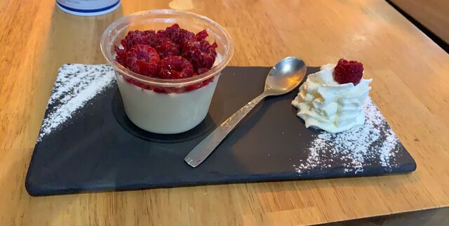 Un de nos desserts maison.
