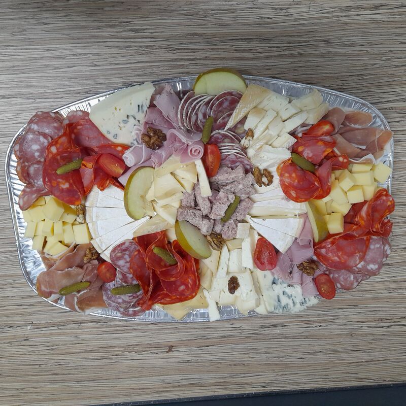 Plateau fromages et charcuterie