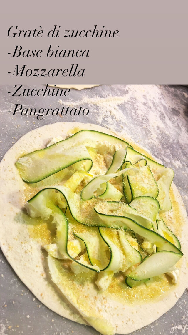 PIZZA GRATÈ DI ZUCCHINE 