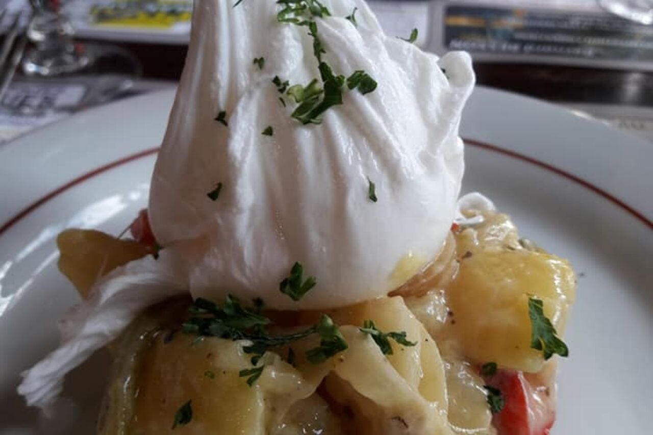 Service convivial et un délicieux repas