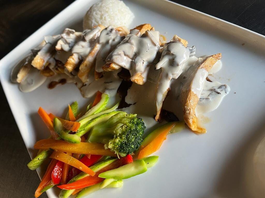 CHEF SPECİAL CHİCKEN 