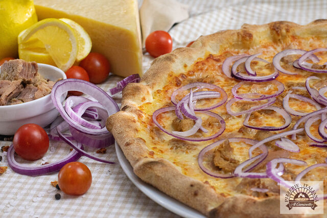 Pizza Tonno e Cipolla