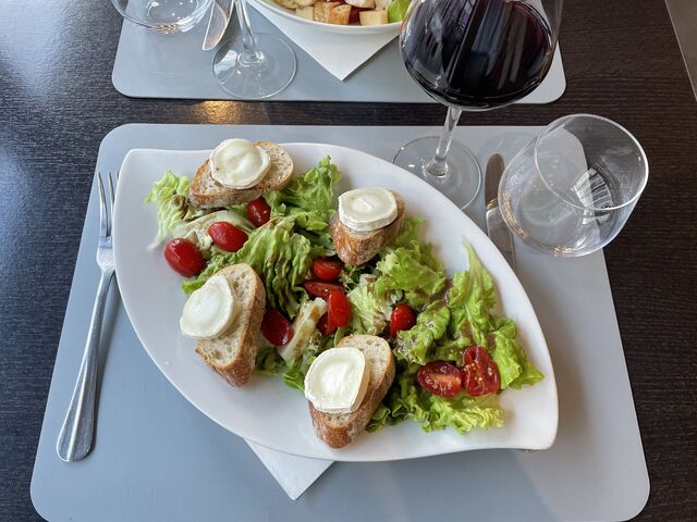 Tartines de chèvre chaud 