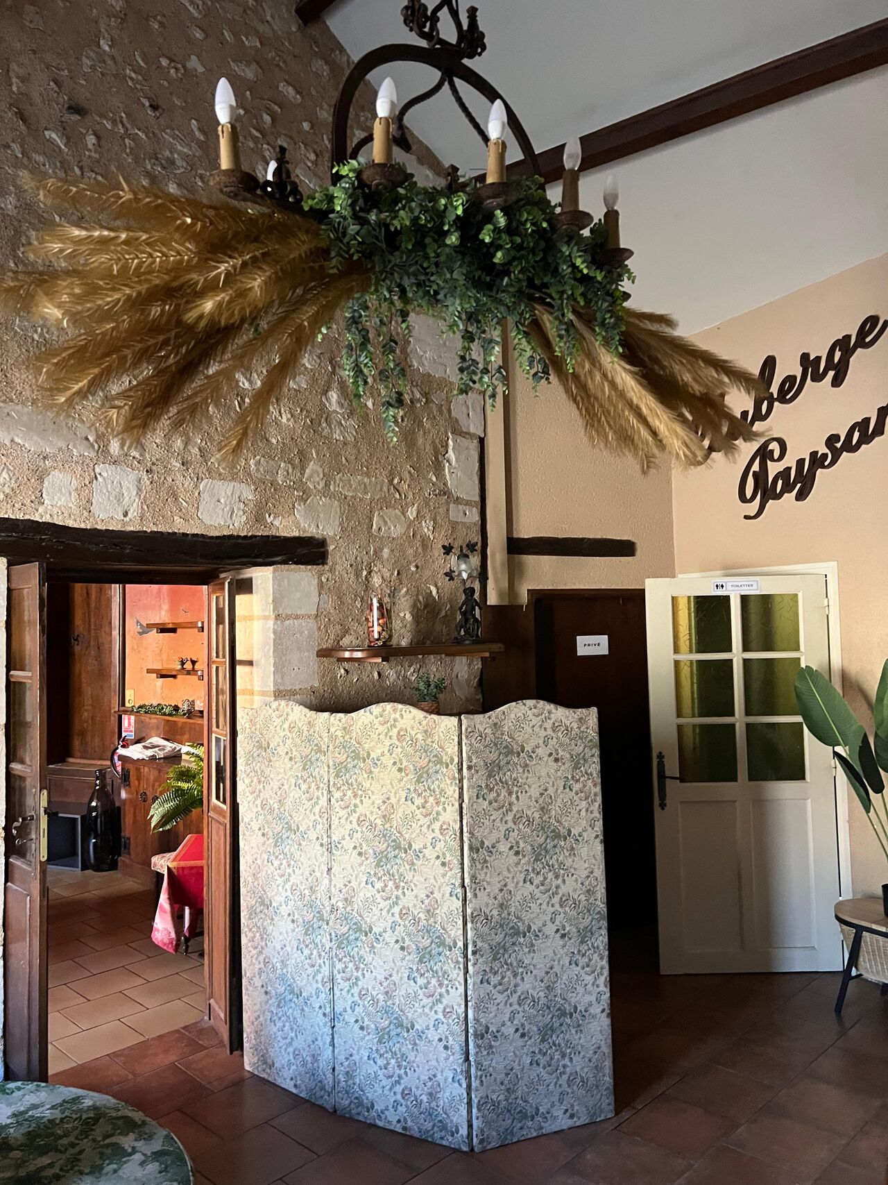 Le chemin des Lavandières