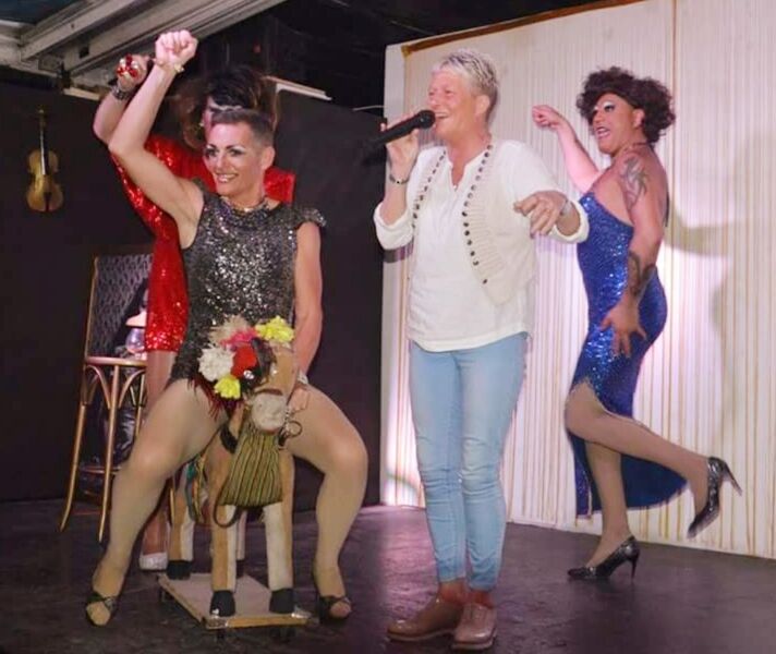 Always a great entertainment
Showbar