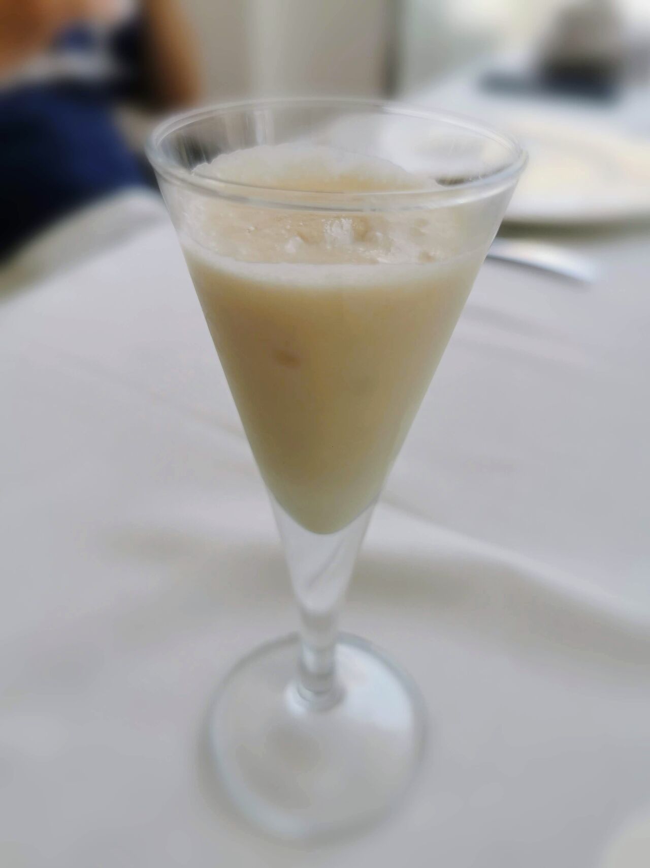 un des nombreux plats du menu dégustation présenté chaque midi en semaine ... Photo prise par une fidèle cliente