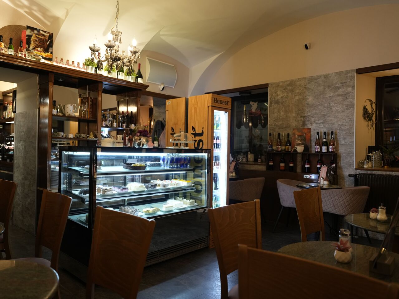 Kaffeegenuss mit Julius Meinl und dazu eine hausgemachte Torte Ihrer Wahl.