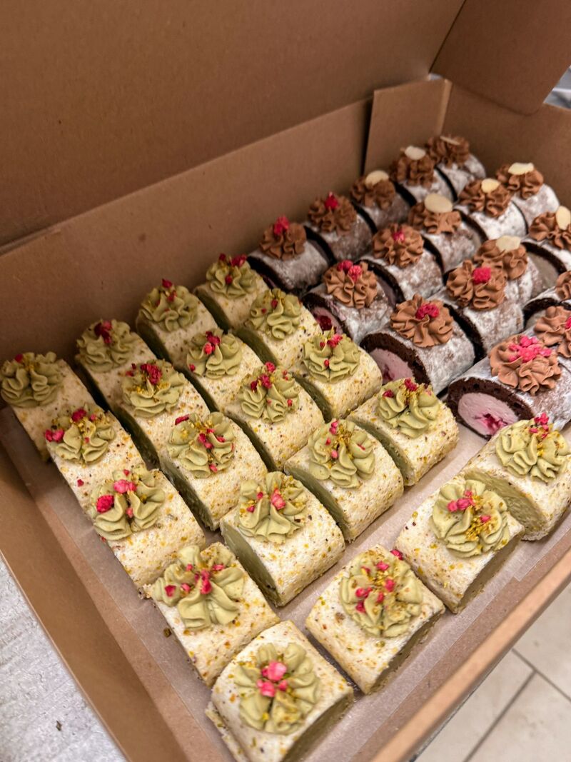 Pistáciová rolka , Čokoládovo-malinová rolka