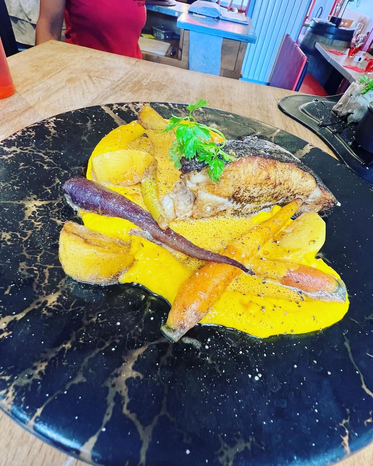 Turbot rôti et légumes du moments