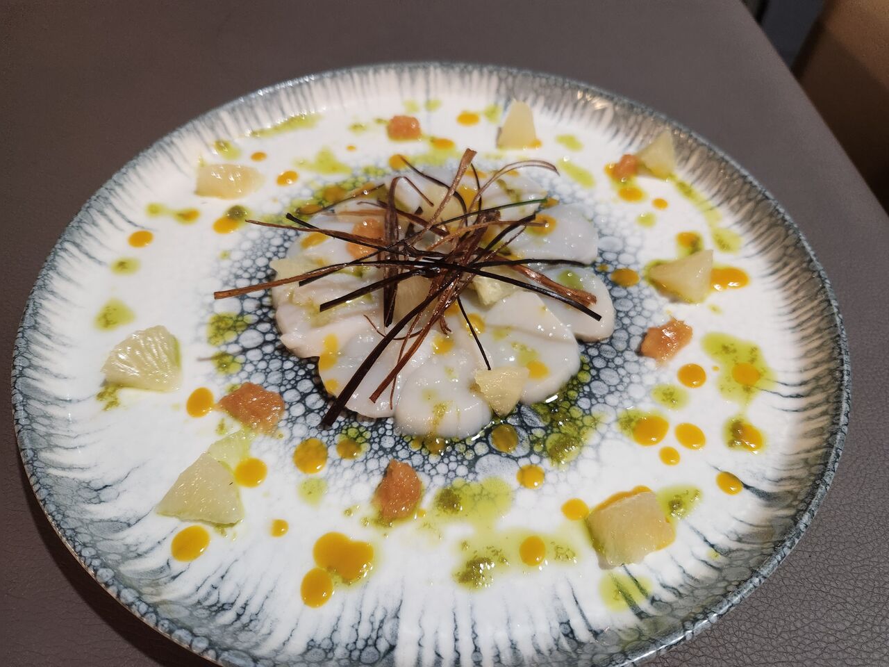 Carpaccio de saint Jacques aux agrumes