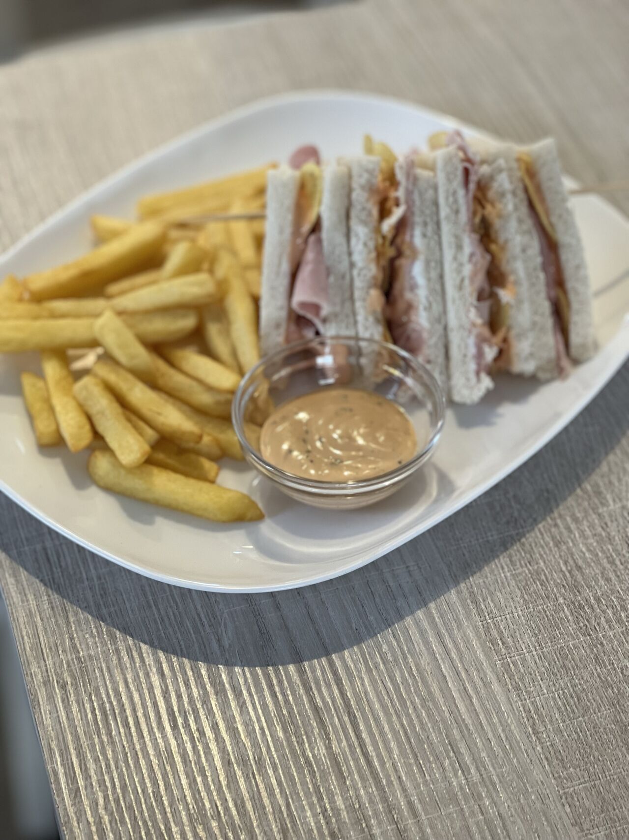 Tramezzino e patatine 