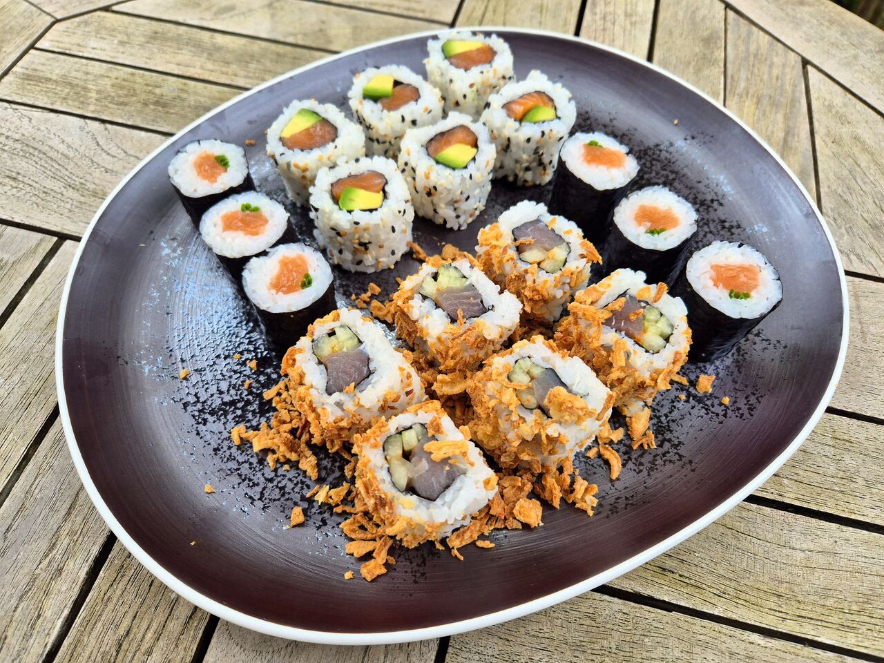 Lunch box Sakana (18 pièces) / 13,90 €