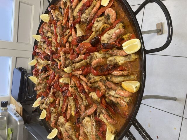 Paëlla sur place ou pour évènement 