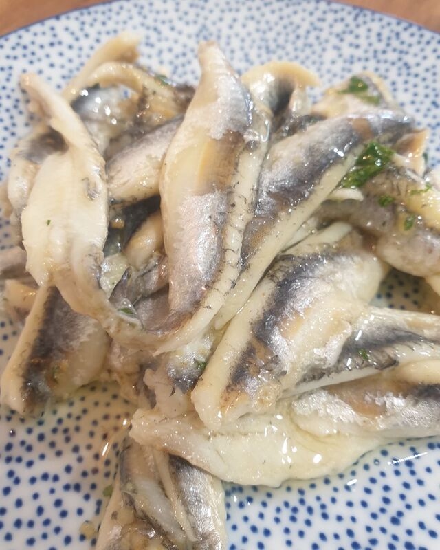 Anchois marinés