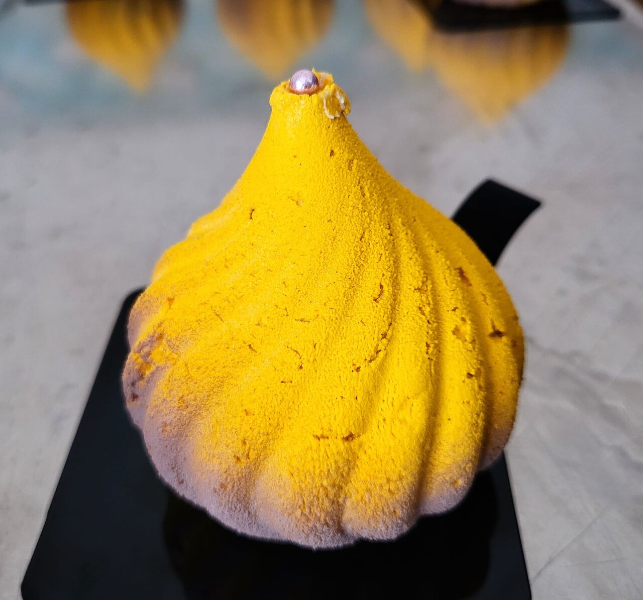 Gâteau individuel service à l'assiette ''Tulipe'' 