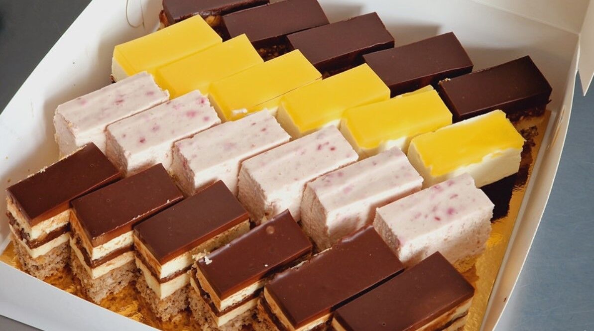 Delicios by Bianca Ploto