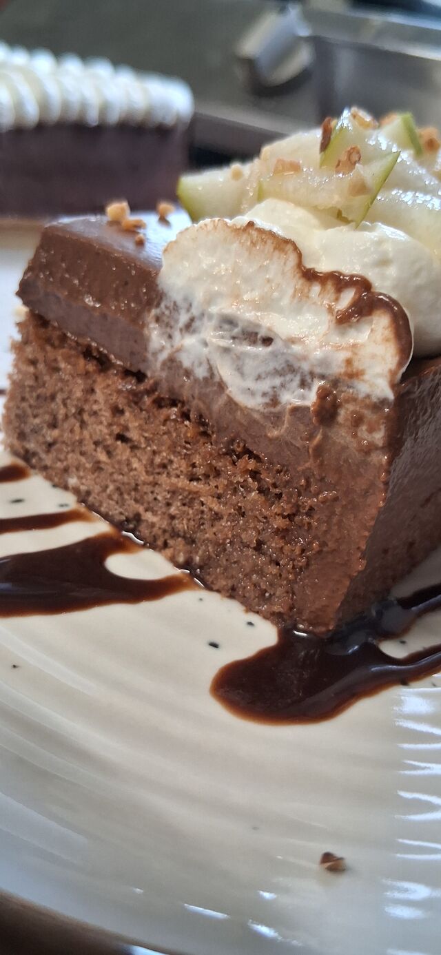 Entremet chocolat poire