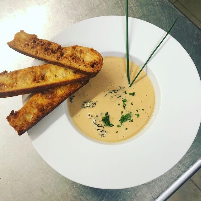 Croûte aux Morilles 