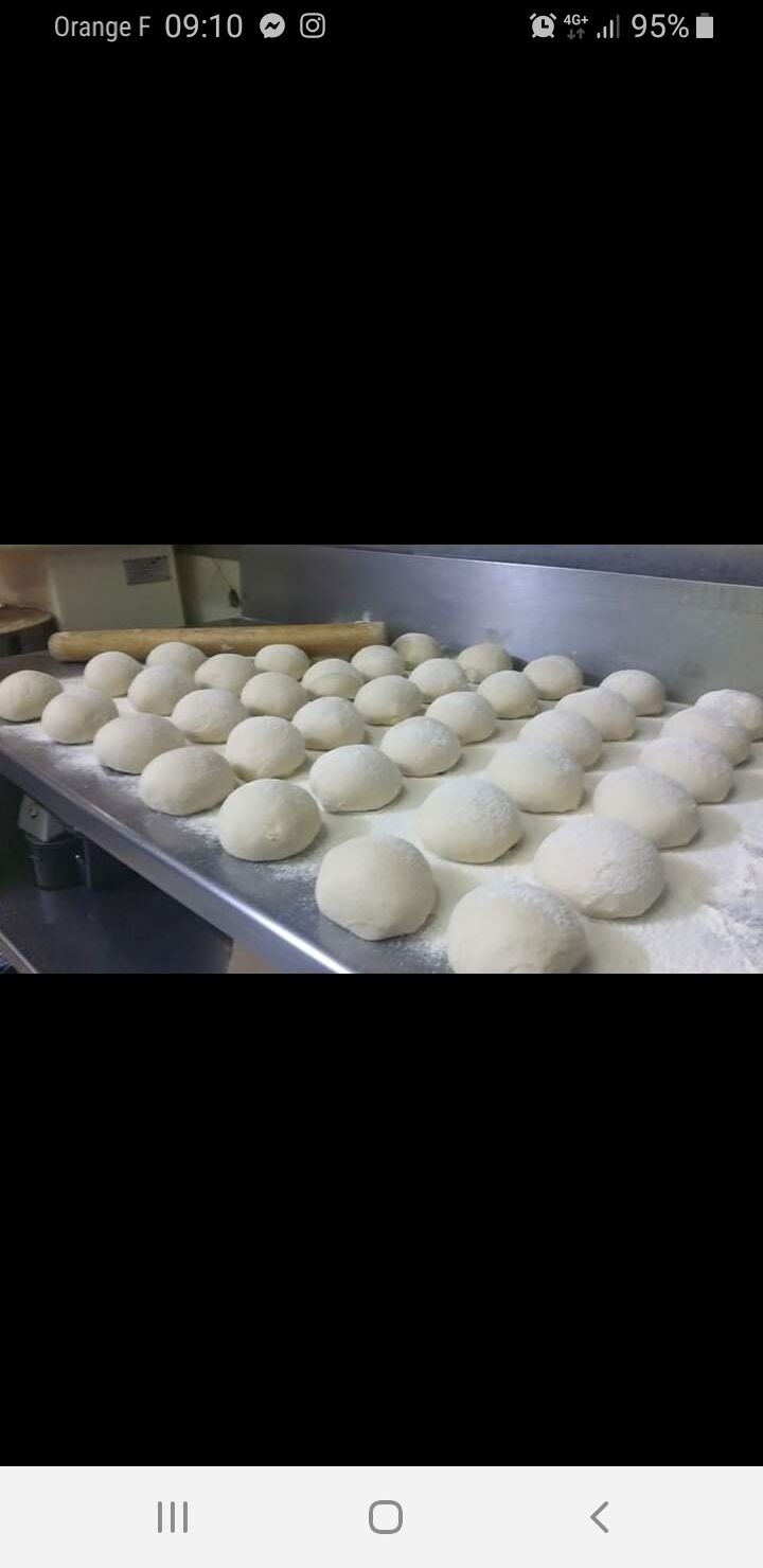 Notre pâte au levain préparée tous les jours 