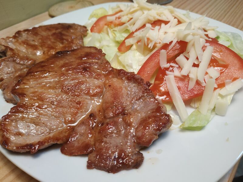 Pues si, tenemos también platos combinados; 