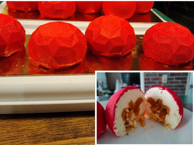 Entremets individuels façon tatin (mousse bavaroise à la vanille et insert pommes caramélisées)