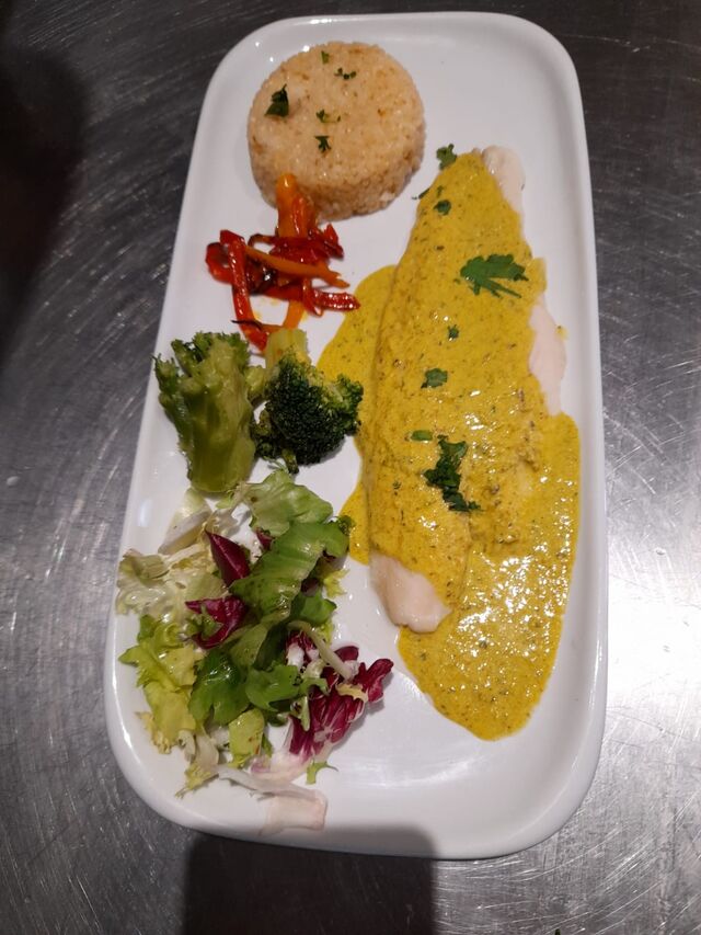 Filet de Saint Pierre sauce à l'aneth 