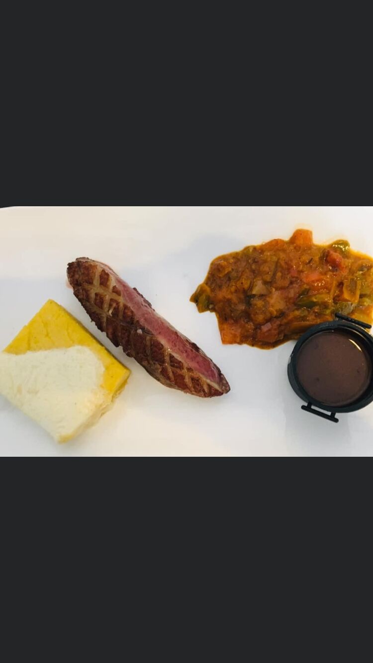 Magret de canard- Polenta crémeuse et ratatouille Maison 
