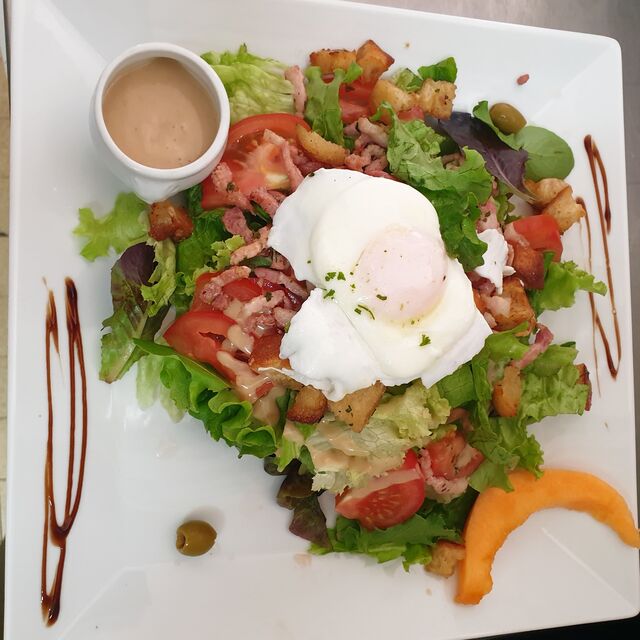 Salade lyonnaise 