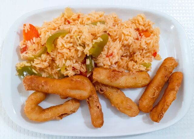 Pota Frita com Arroz de Pimentos