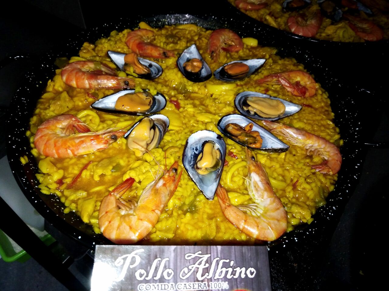 Nuestra paella, reserva la tuya la adaptamos para celiacos, cualquier duda consulte en tienda 917525985 