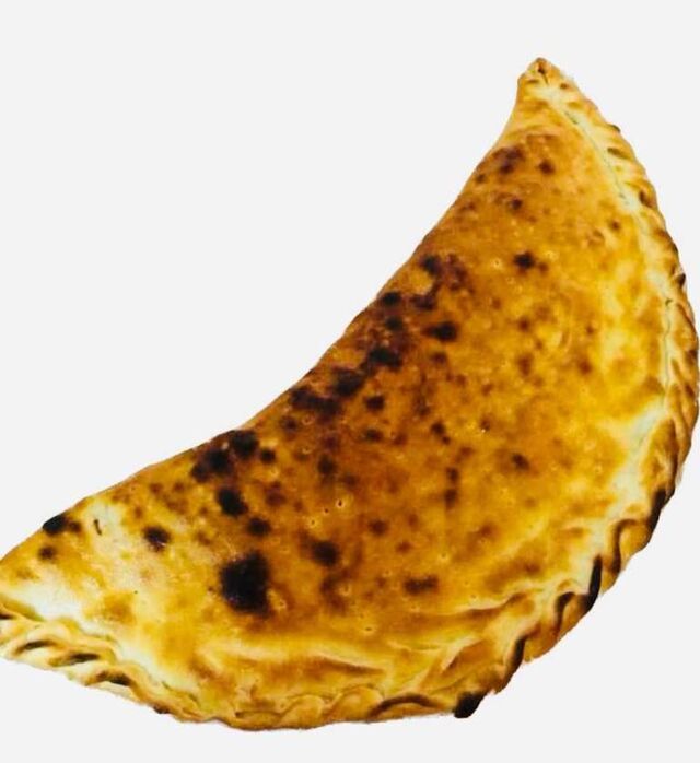 Closed pizza calzone