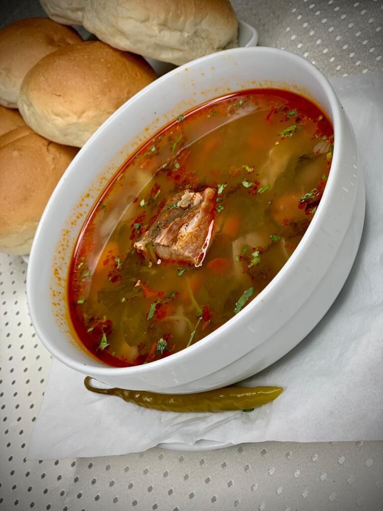 Ciorba de porc cu stevie