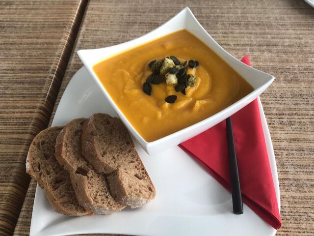 Hausgemachte Kürbissuppe