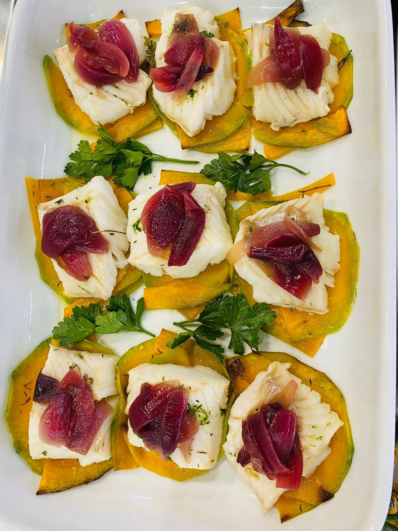 Filetto di merluzzo al forno con zucca e cipolla agrodolce