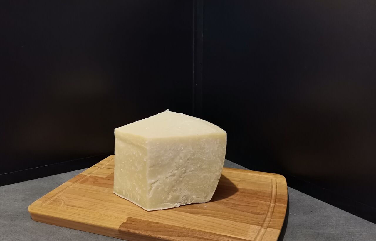 Parmesan 24 mois=38.10€ le kilo