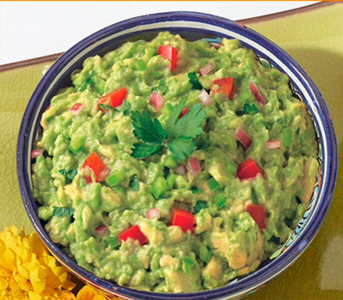 Guacamole non pimenté, avec des totopos (chips de maïs) si vous le souhaitez...