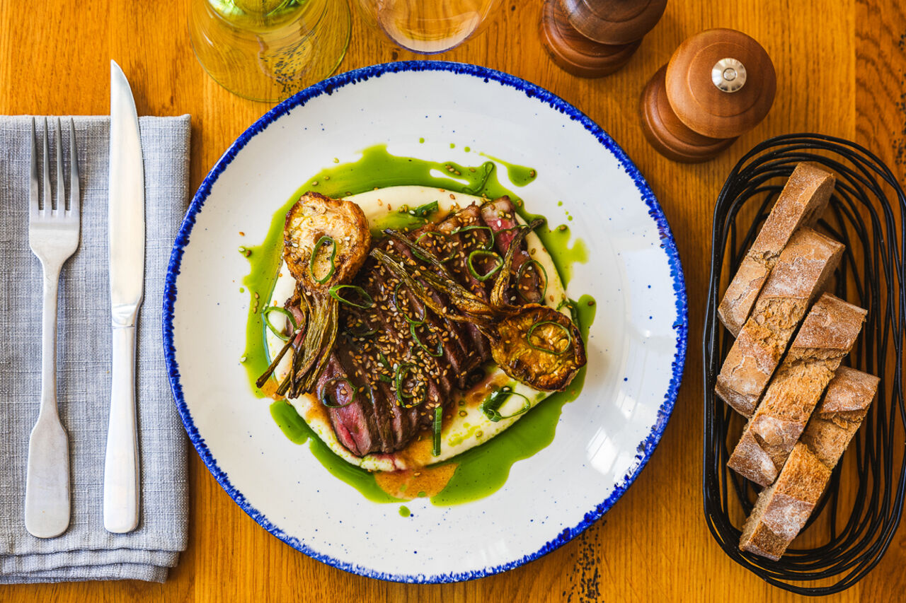 Des mets élaborés avec des produits locaux,