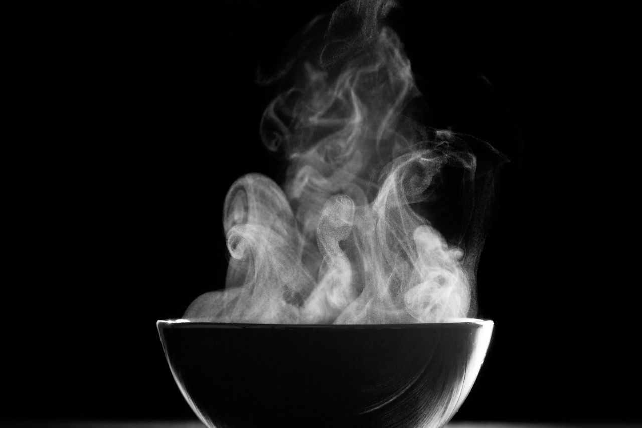 Kaffe, gekühlte Getränke, Tabak, Zeitschriften