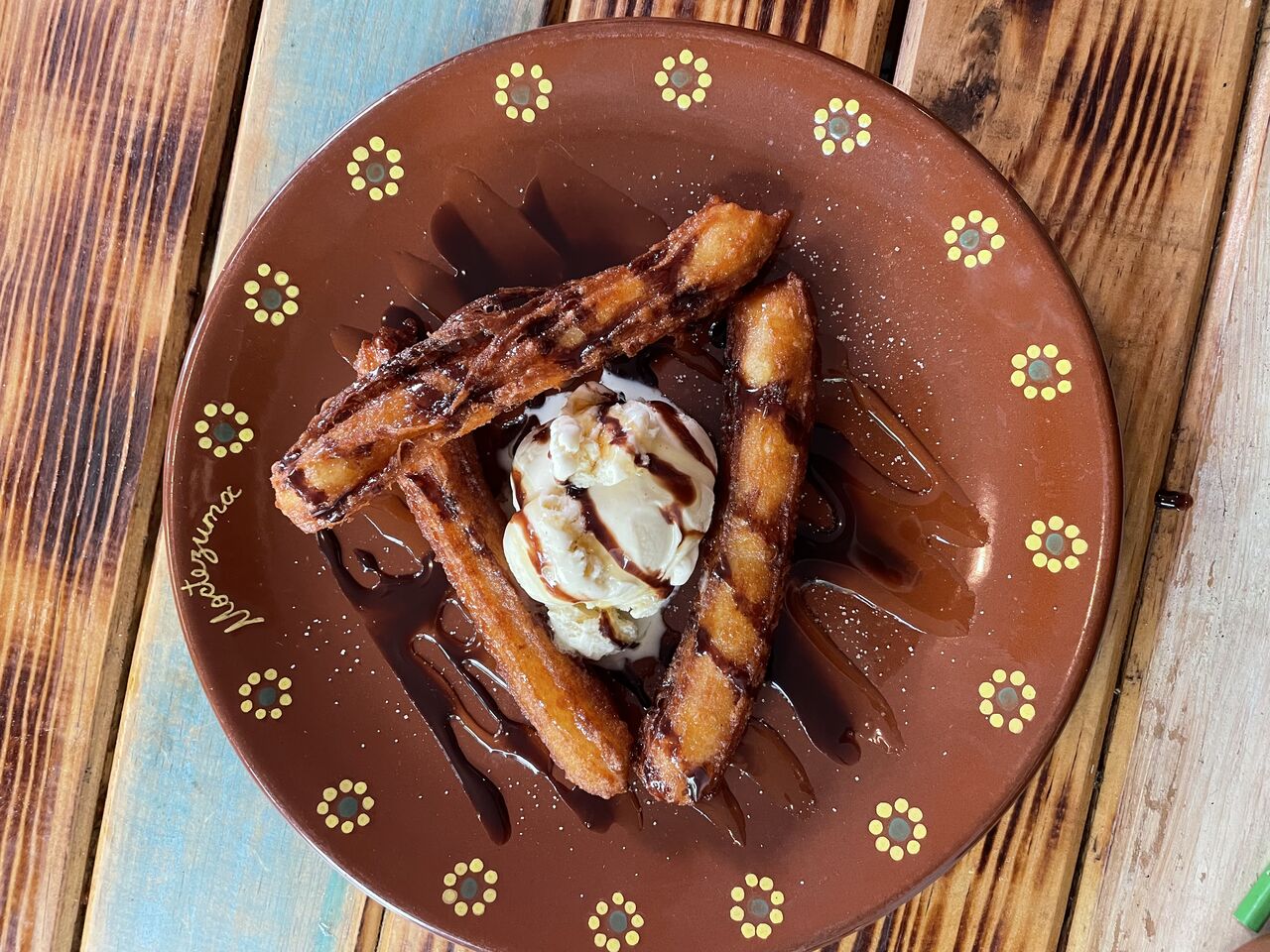 Churros con chocolate 
