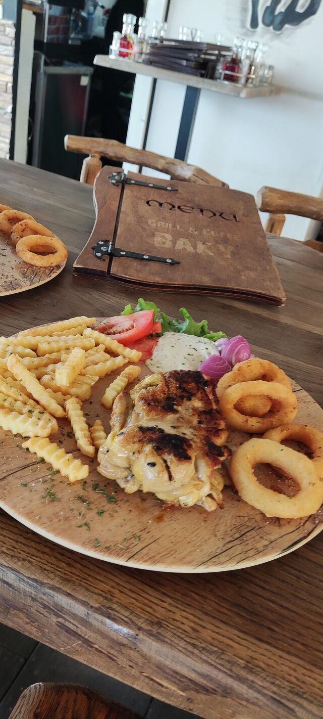 Punjeni pileći zabatak,domaćim sirom i pršutom