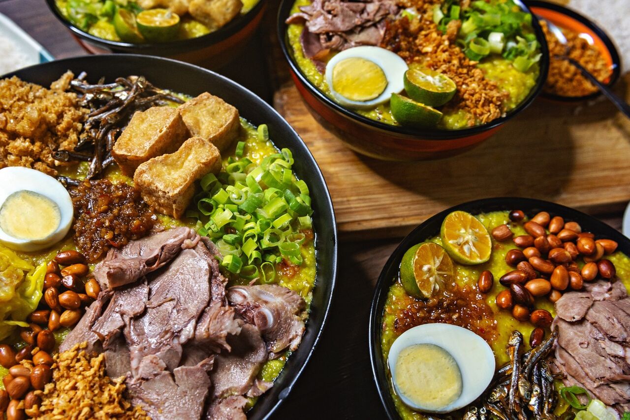 Wählen Sie Ihr Hauptgericht und überlassen uns das Übrige...